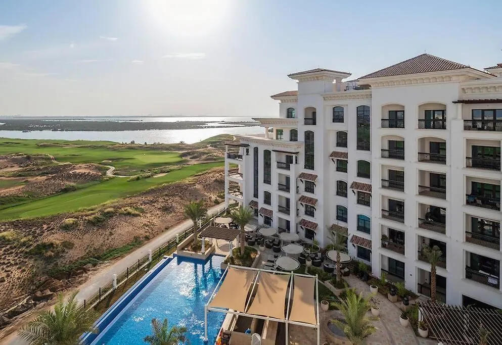Luxurious 4 Bed Apartment On Yas Island, アブダビ アラブ首長国連邦