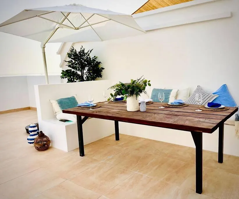 Luxurious 4 Bed Apartment On Yas Island, アブダビ アラブ首長国連邦